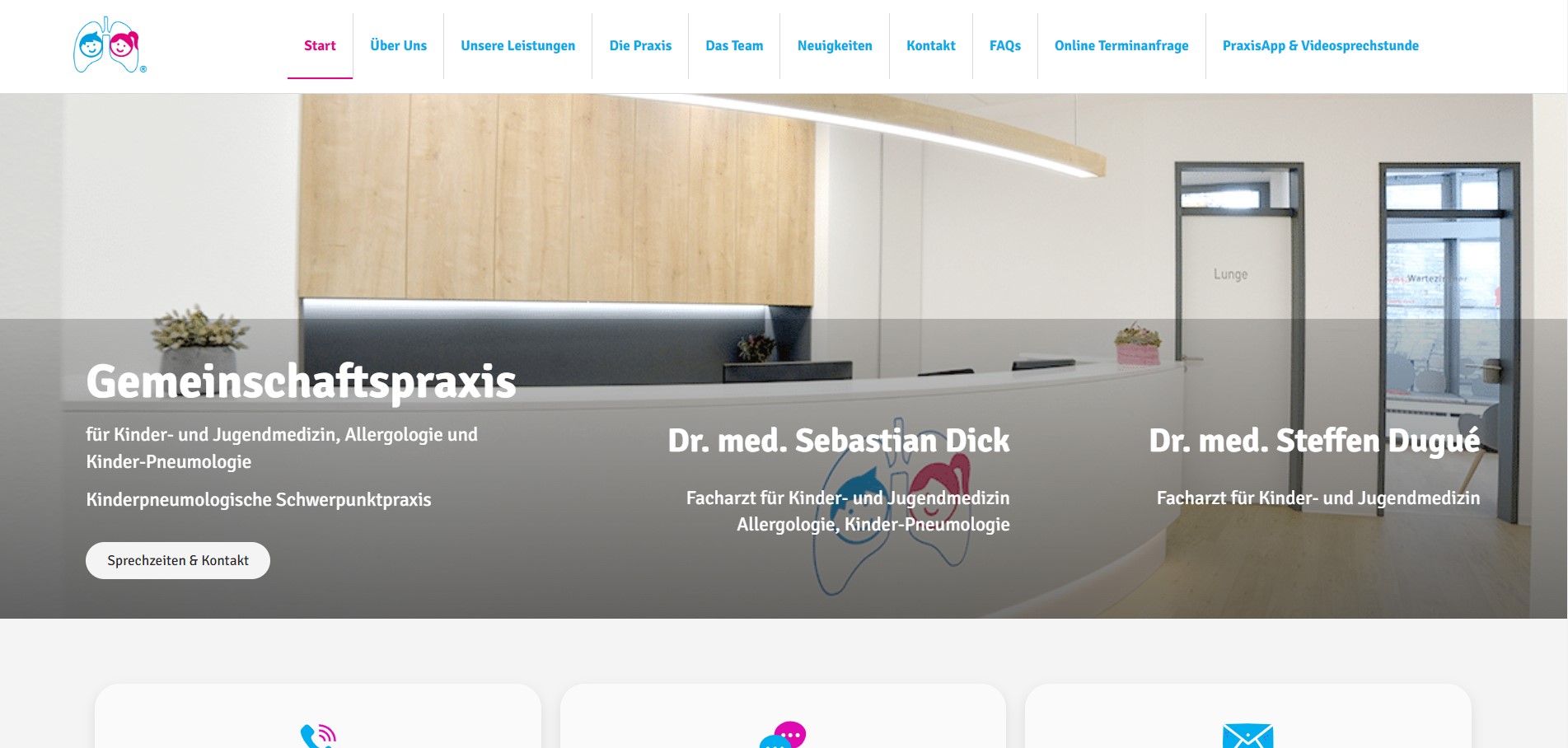 Screenshot der Webseite einer Gemeinschaftspraxis für Kinder- und Jugendmedizin mit den Namen der Ärzte Dr. med. Sebastian Dick und Dr. med. Steffen Dugué, mit Menüleiste oben und Empfangsbereich im Hintergrund.